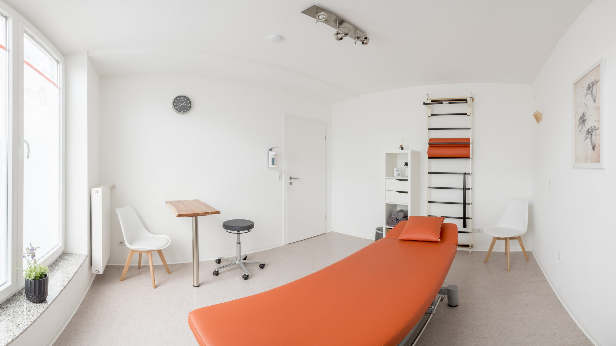 Behandlungsraum1-Ottersberg-Physiotherapie-Praxis